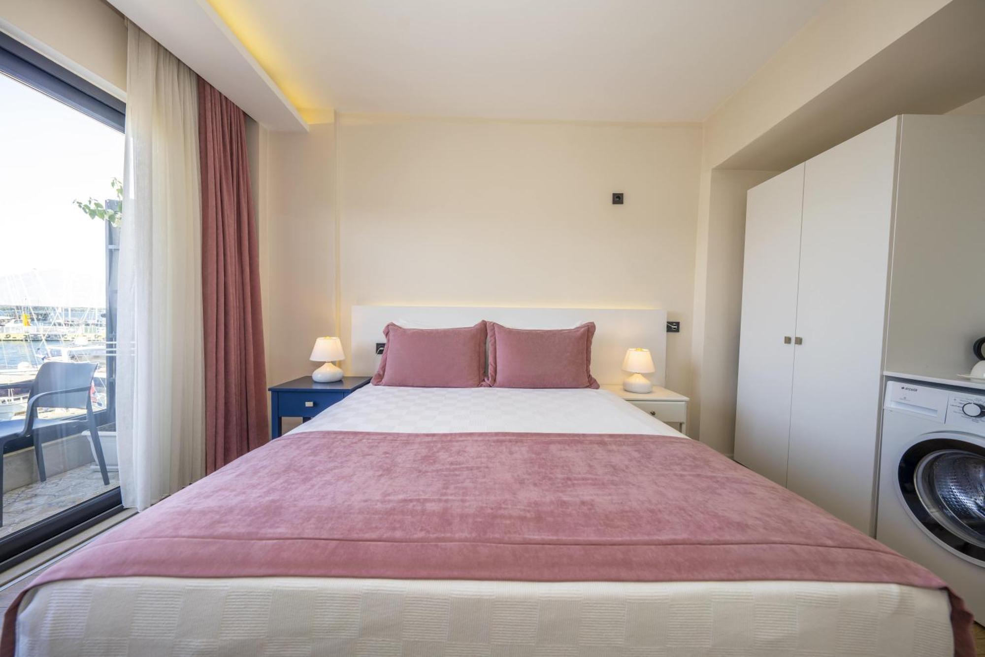 Ece Marina Suites Fethiye Extérieur photo
